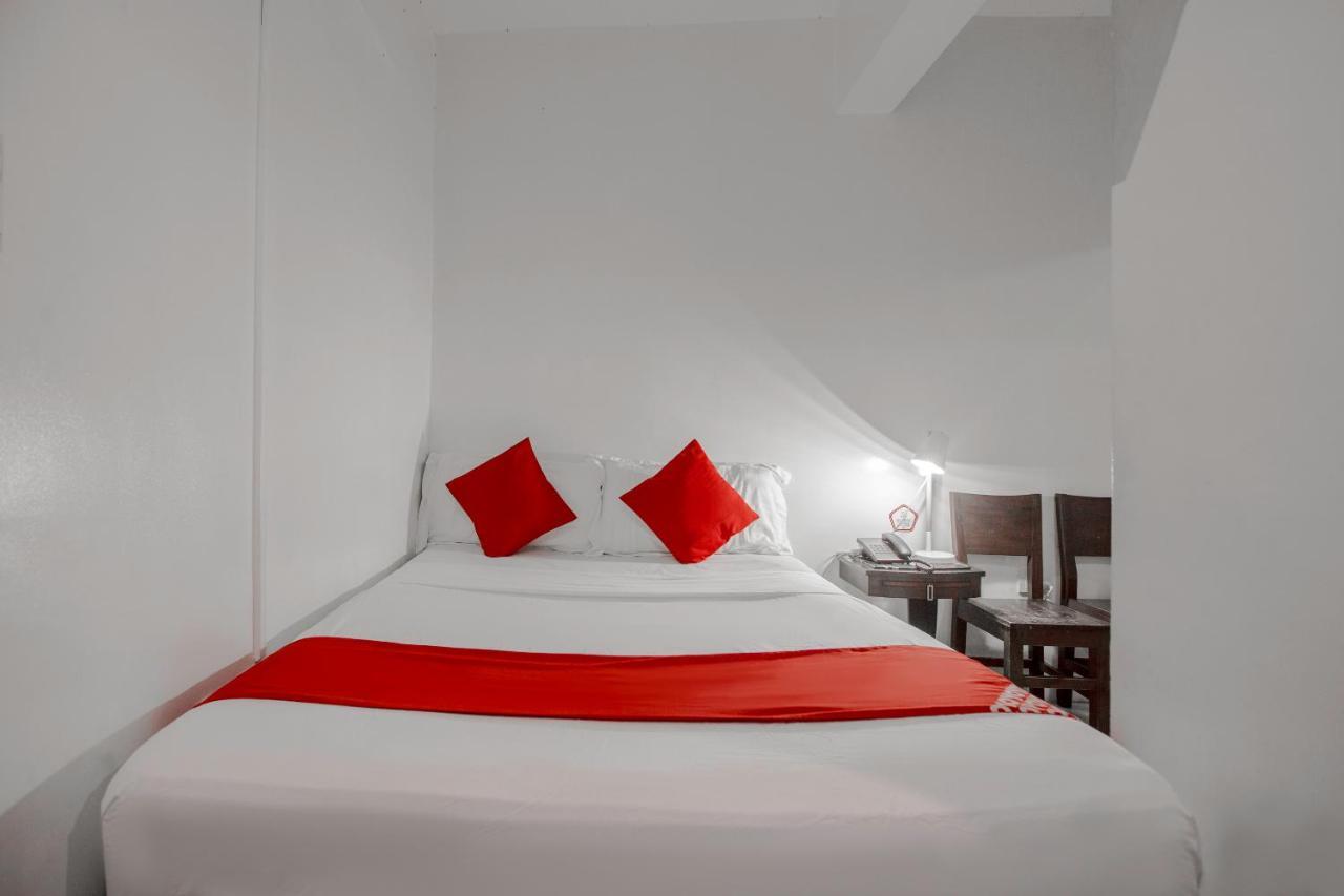 Super Oyo 134 The Bedstation Hotel Mandaluyong Eksteriør billede