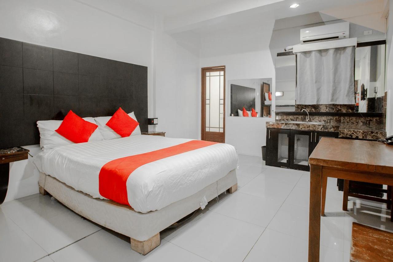 Super Oyo 134 The Bedstation Hotel Mandaluyong Eksteriør billede
